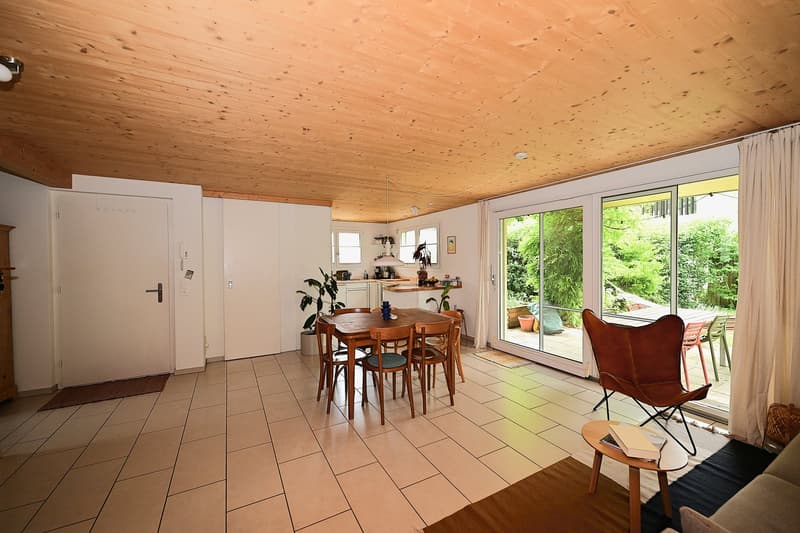 Attraktives Wohnhaus/Mehrgenerationenhaus an begehrter Wohnlage in Arlesheim (8)