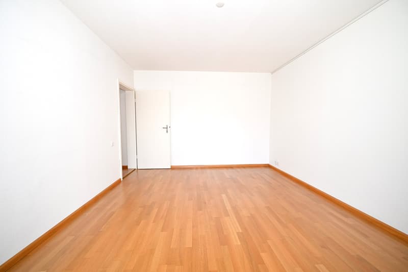 Gepflegte 5.5-Zimmer-Wohnung mit Fernsicht im Baurecht auf dem Bruderholz (7)