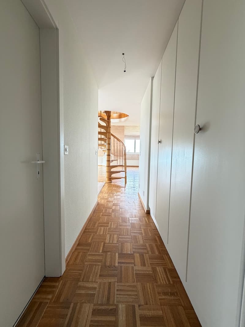 Appartamento di 4.5 locali di 155 m2 con vista libera sul lago (6)