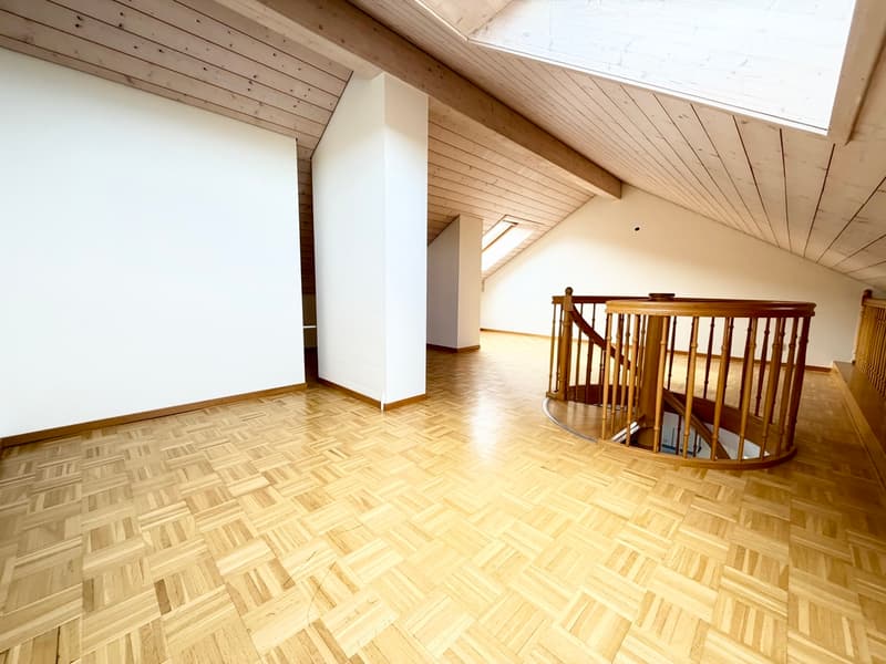 Appartamento di 4.5 locali di 155 m2 con vista libera sul lago (8)
