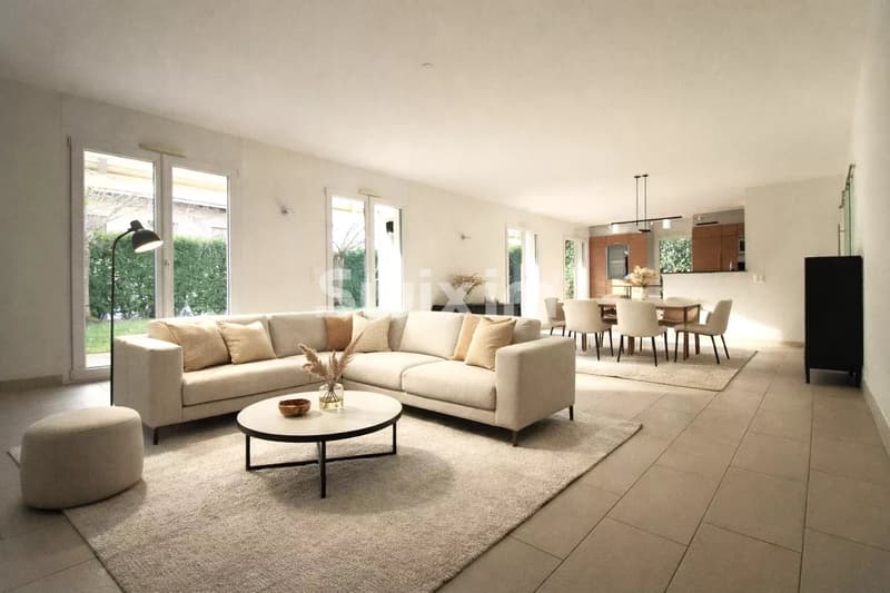 Ampio appartamento al piano terra che occupa tutto il piano (2)