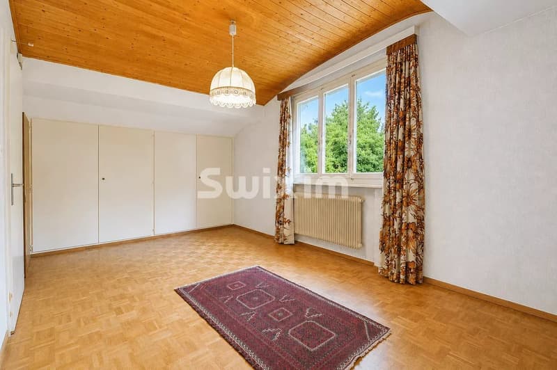 Detached house ideally located (5)