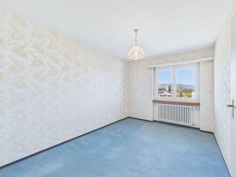 4.5-Zimmer-Wohnung mit Balkon, Garage und viel Gestaltungspotenzial (11)