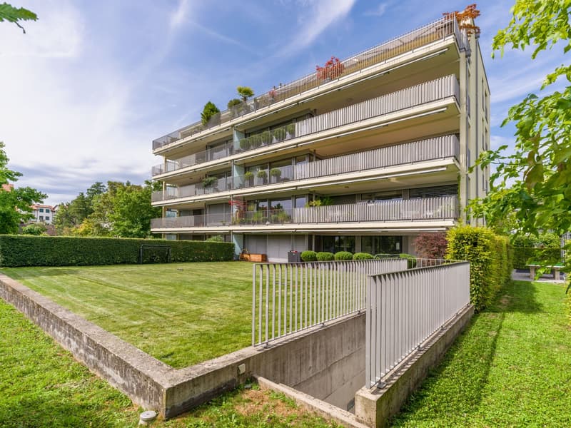 Familienfreundliche 5.5-Zimmer-Wohnung direkt bei der Primarschule Obermeilen (1)