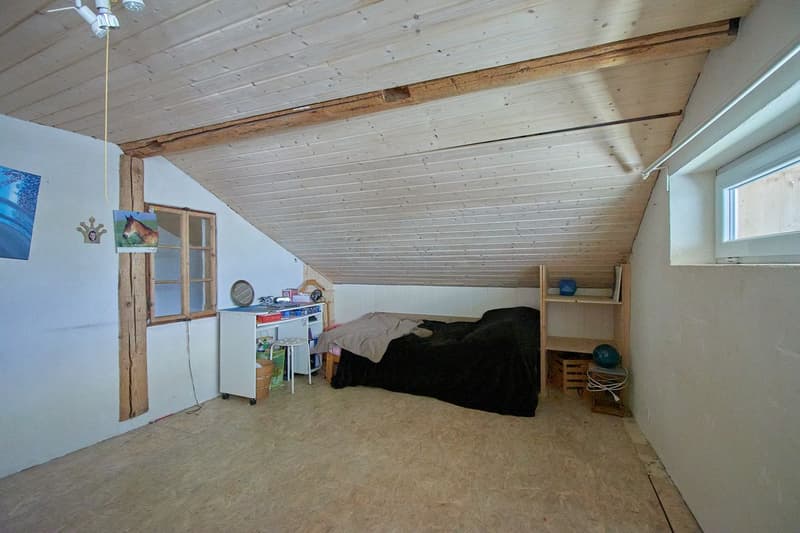 A chalet that tells a story... and awaits yours. (7)