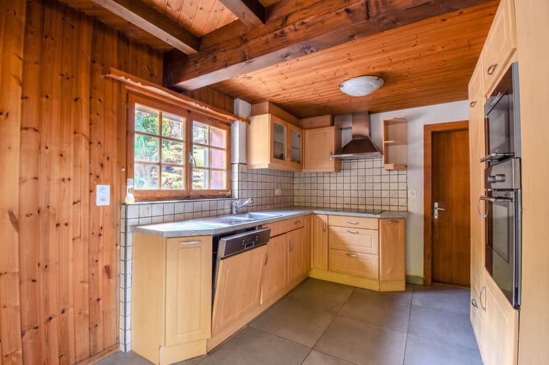 Einzelchalet mit großem Potenzial - Zweitwohnsitz erlaubt in Val-d'Illiez (5)