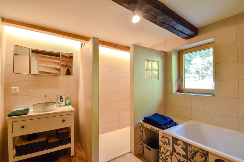 Authentique chalet de caractère - Vente en résidence secondaire (10)