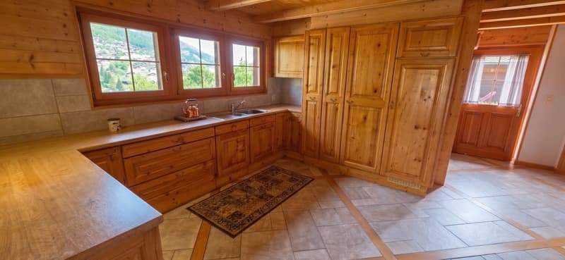 Authentique chalet de 1850 - Charme, espace et tradition (6)