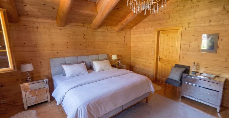 Authentique chalet de 1850 - Charme, espace et tradition (11)