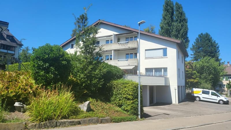 Aussenparkplatz zu vermieten (1)