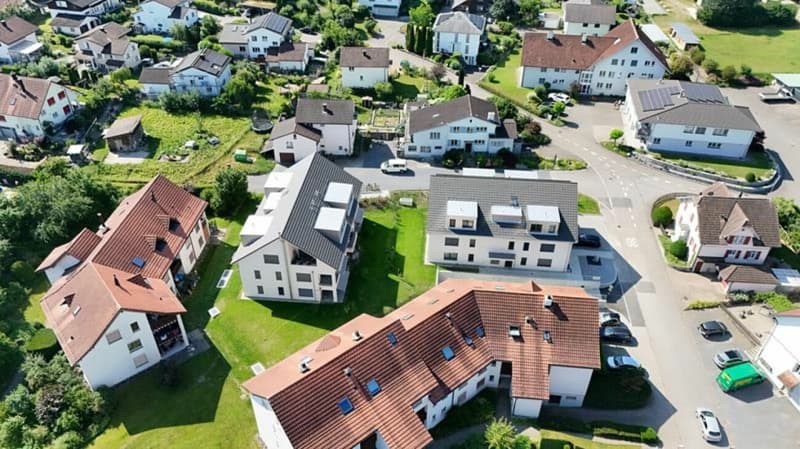 Einstellhallenplatz zu vermieten (5)