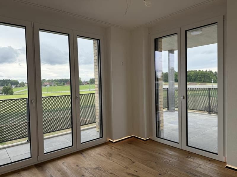 Ganz oben. Ganz frei. Ganz Zuhause - exklusive 3.5-Zi.-Attikawohnung in Berg (8)