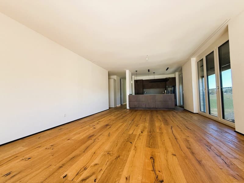 Ganz oben. Ganz frei. Ganz Zuhause - exklusive 3.5-Zi.-Attikawohnung in Berg (4)