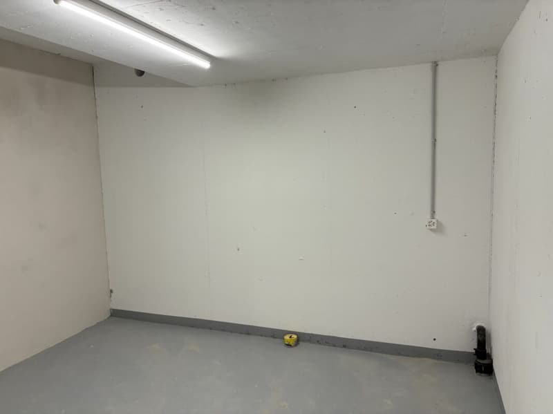 Stauraum oder Platz für Hobby gesucht? Disponibelraum zu vermieten. (4)