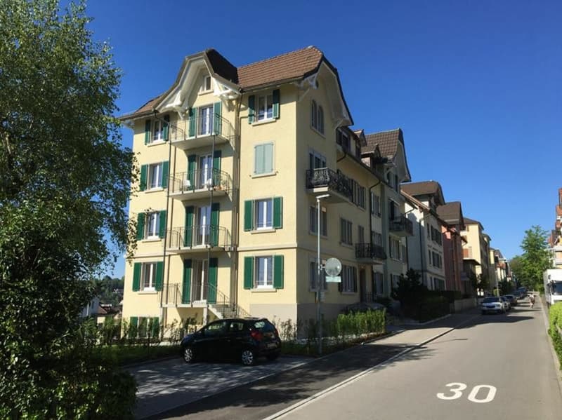 Hochwertige 3.5-Zi.-WG mit zwei Balkonen (11)
