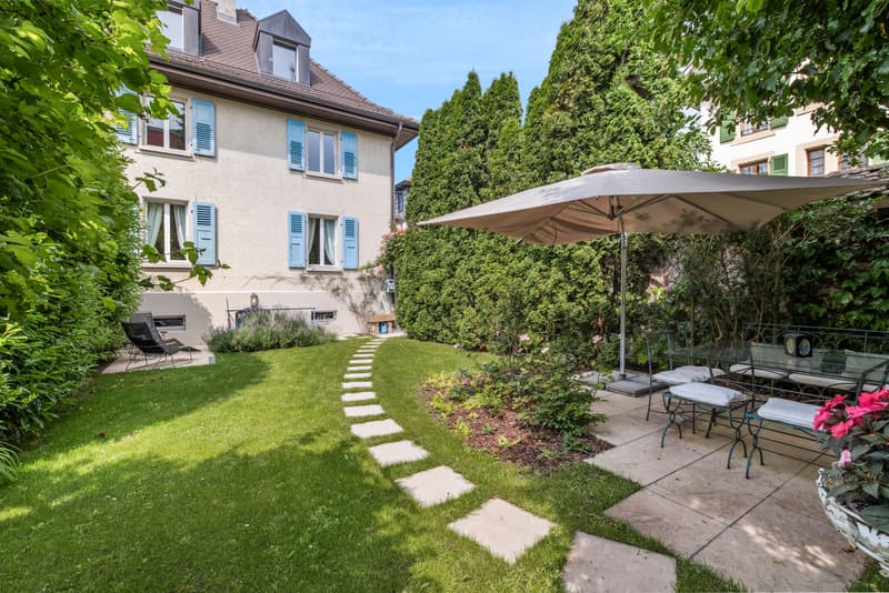 Villa aux volumes généreux et intimité préservée au coeur d'Yverdon (9)