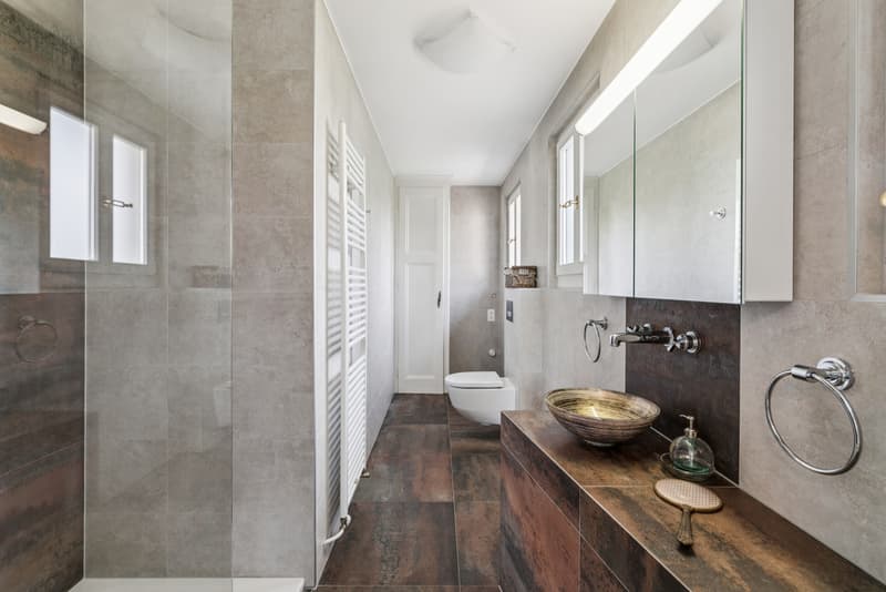 Villa aux volumes généreux et intimité préservée au coeur d'Yverdon (8)