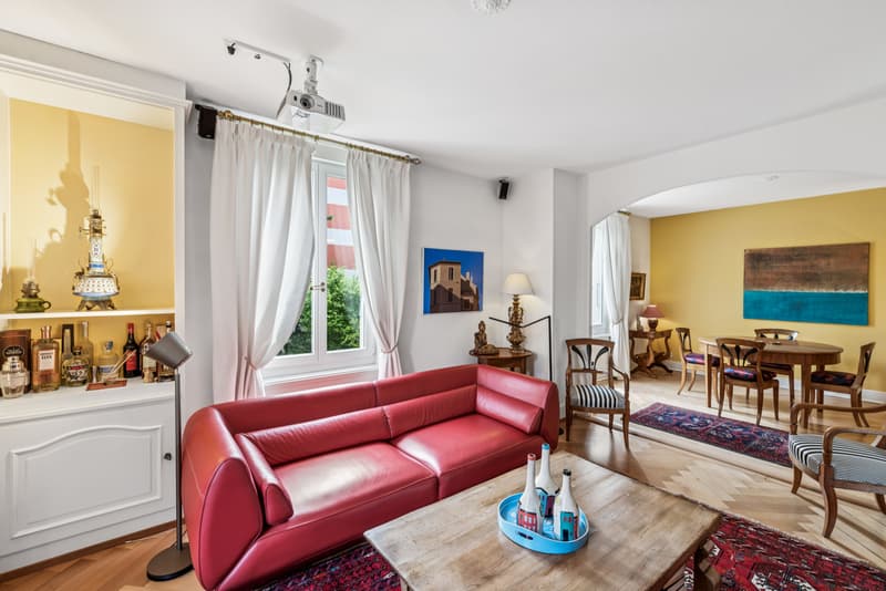 Villa aux volumes généreux et intimité préservée au coeur d'Yverdon (3)