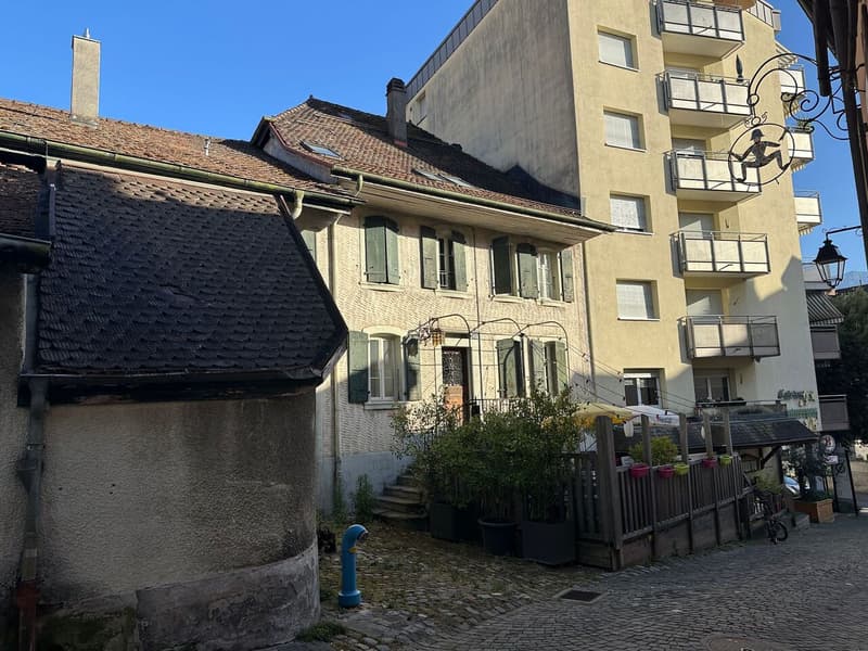 Immeuble de rendement 5 logements au coeur du centre historique (1)