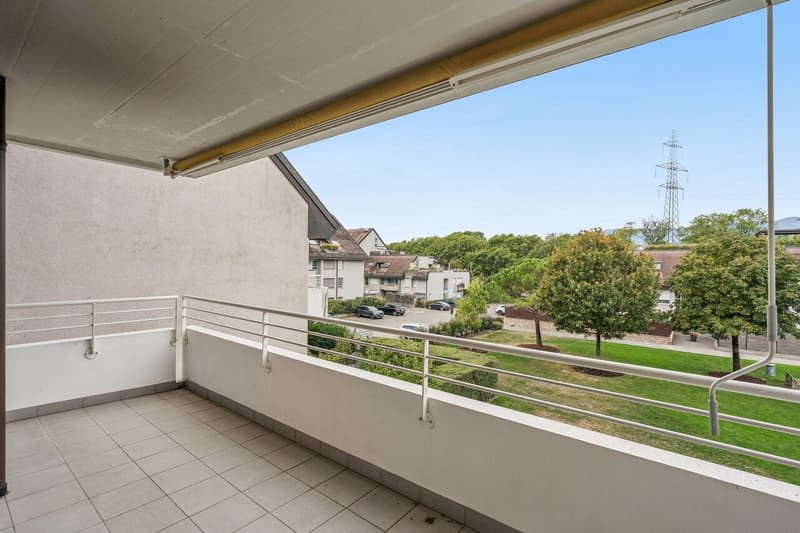 Lumineux 4.5 avec terrasse, cave et parking intérieur avec prise (6)
