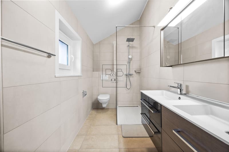 Bellissima casa con due appartamenti (11)