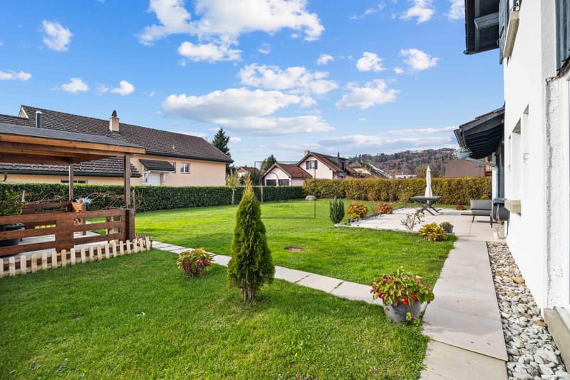 Bellissima casa con due appartamenti (4)