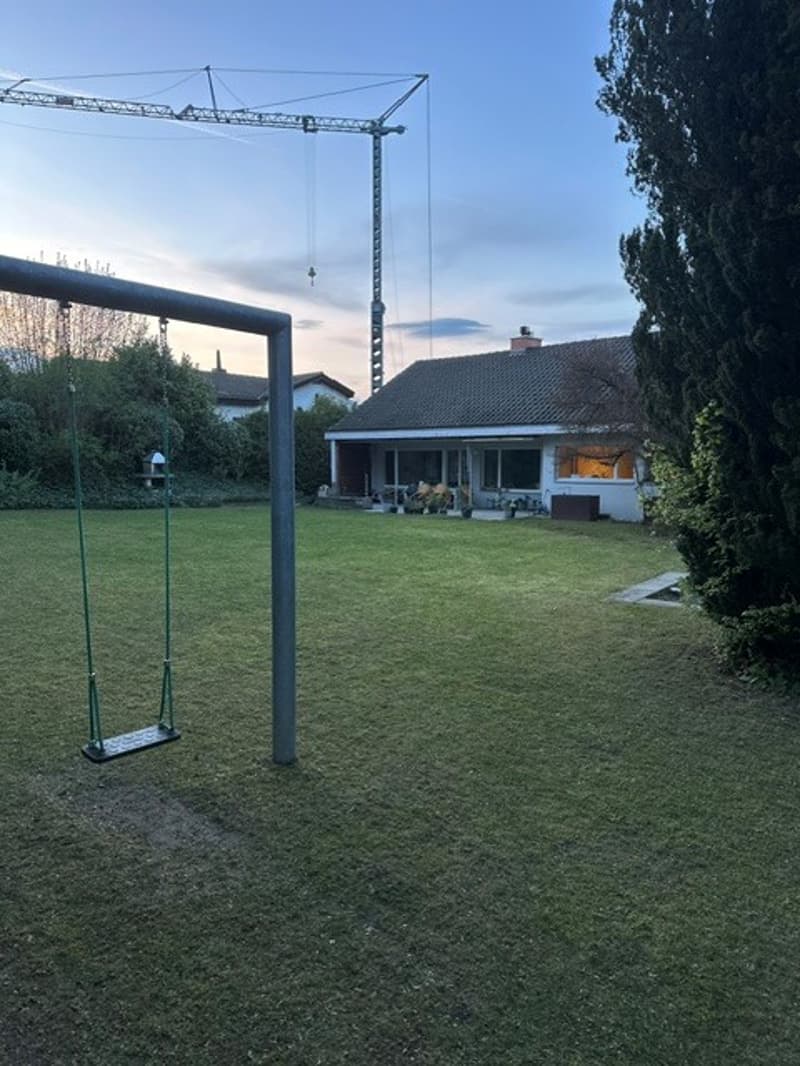 Vaste maison de famille de 8,5 pièces avec jardin à Kreuzlingen (1)