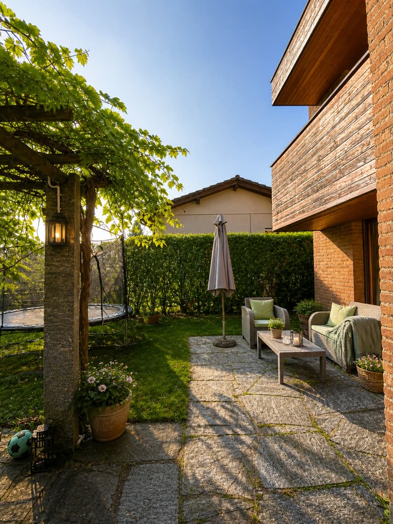 Casa unifamiliare di 6 locali aperta sui vigneti! (15)