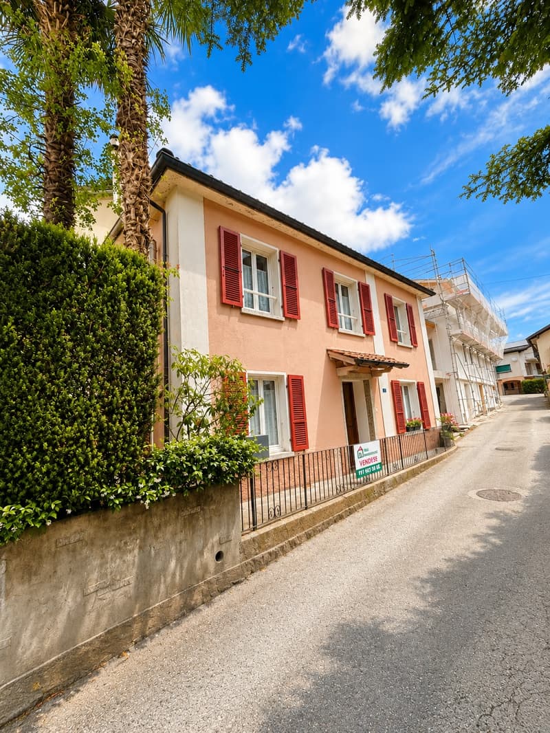Tradition and warmth in the heart of Cama - Renovated single-family house with 6 rooms (1)