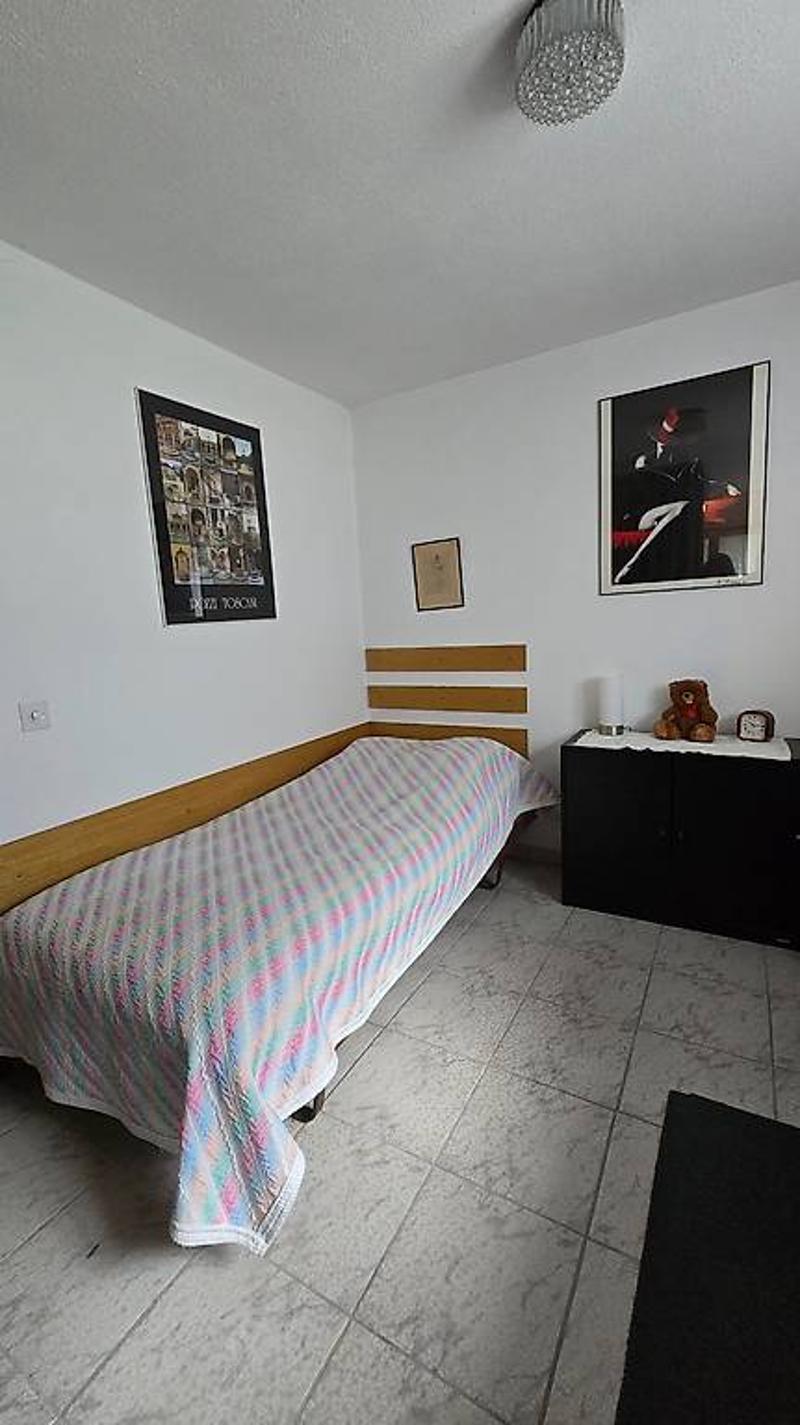 3,5 Lokale zum Verkauf, umgeben von Grün in Calanca (6)