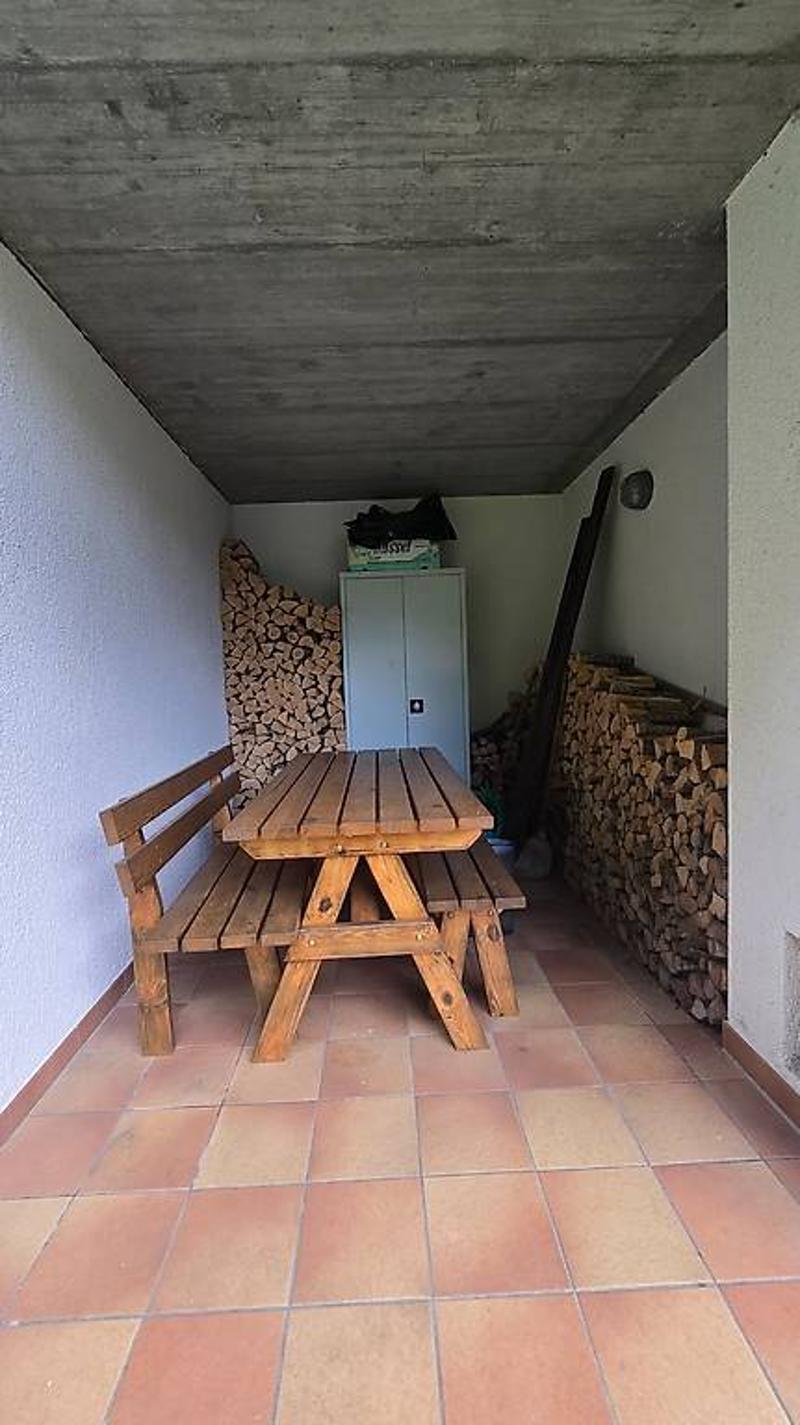 3,5 Lokale zum Verkauf, umgeben von Grün in Calanca (9)