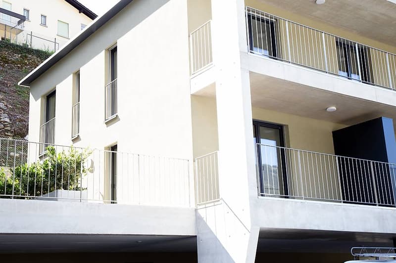 2.5 rooms in Roveredo! Modern and with large terrace. (1)