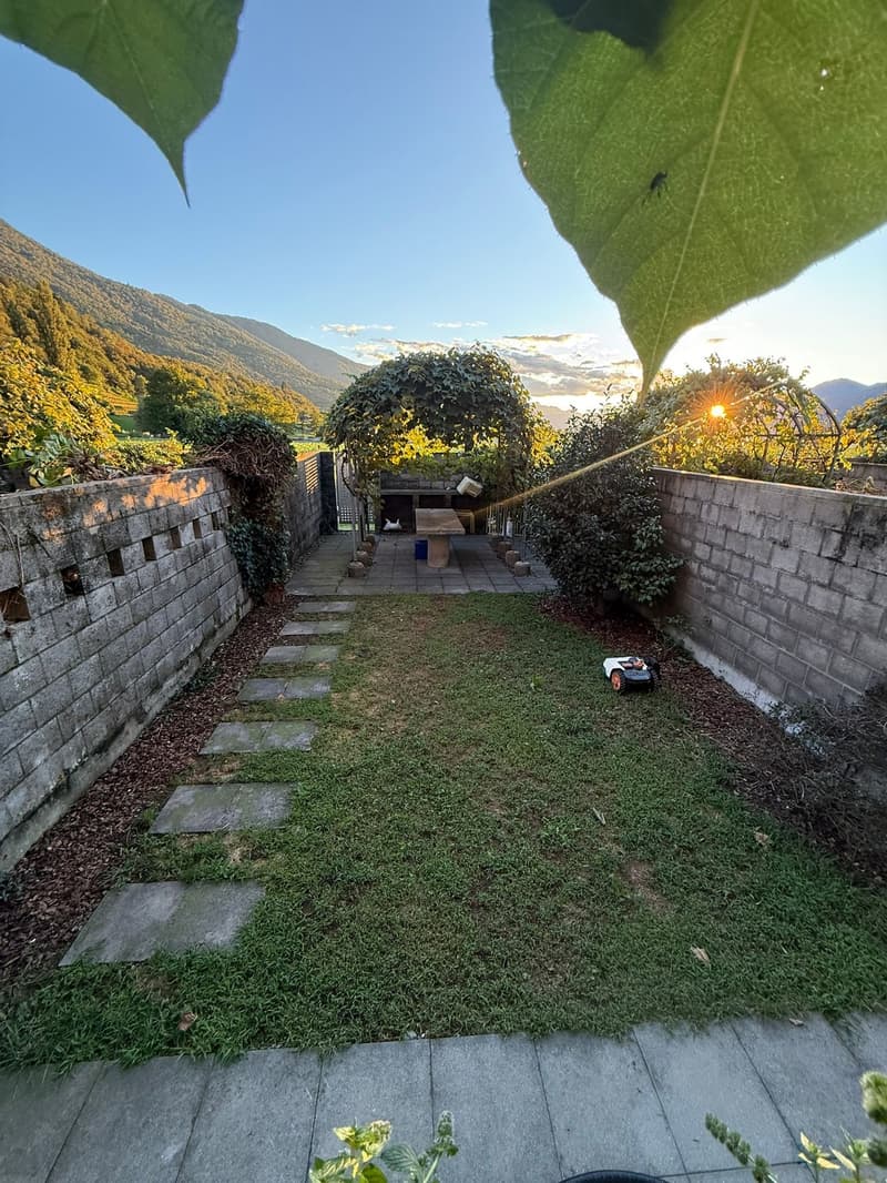 Casa unifamiliare unica a Camorino (6)