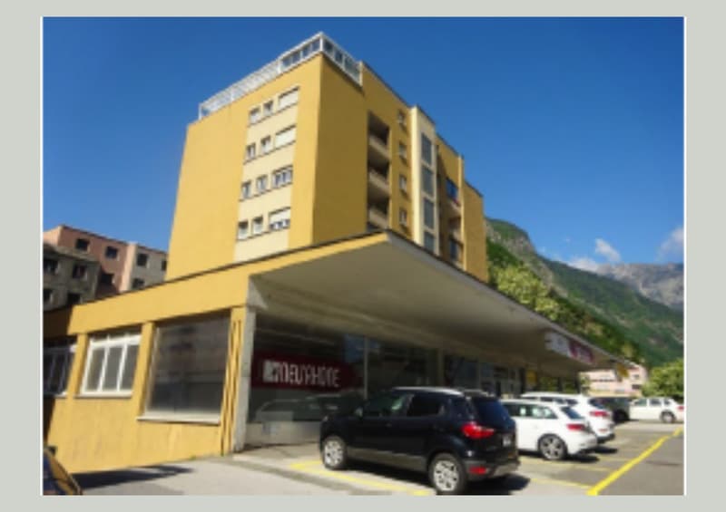 In affitto – Garage/magazzino polivalente di 398 m² nel centro di Martigny (1)