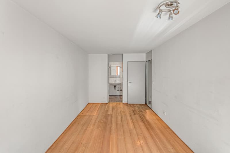 Quiet & spacious! 4.5-room apartment with sun terrace (1)