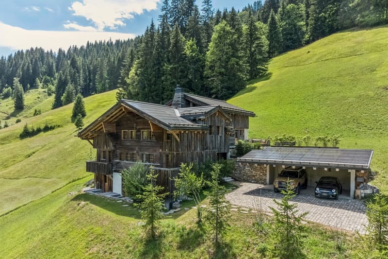 Außergewöhnliches Chalet - alpine Eleganz vor den Toren von Gstaad (2)