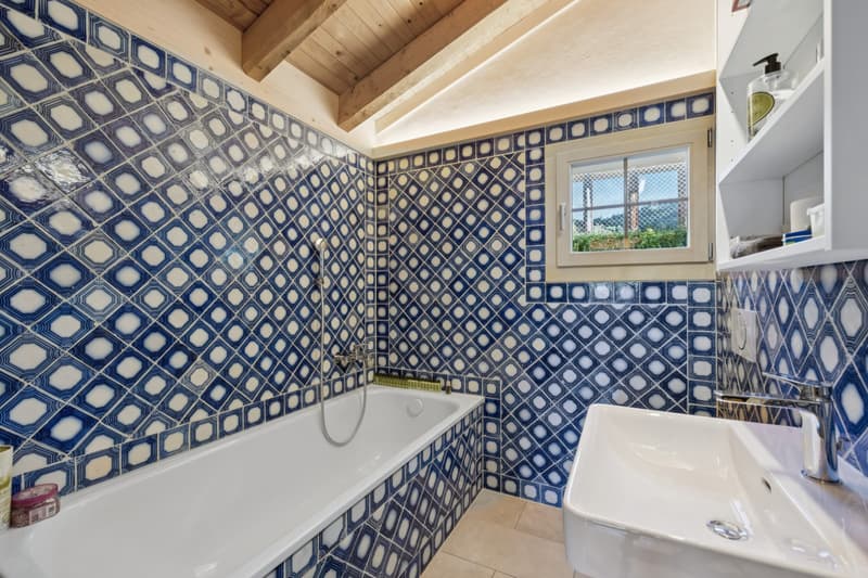 Une adresse privilégiée au coeur du village de Lauenen (12)