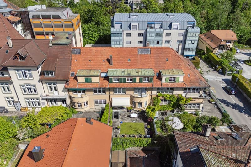 Rare: beautiful house in the heart of the city with its garden (1)