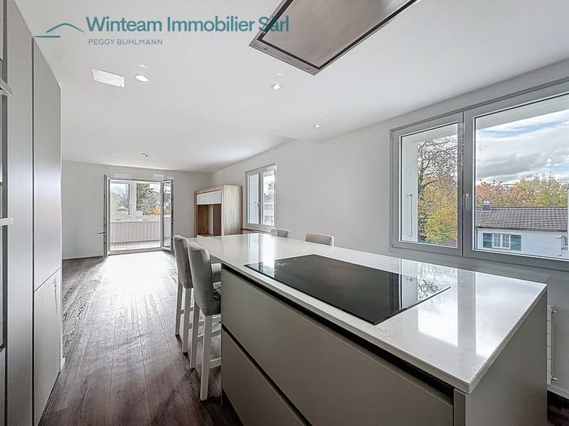 For Sale: 3.5 room apartment with unique charm, veranda and exclusive garden - in Givisiez (8)