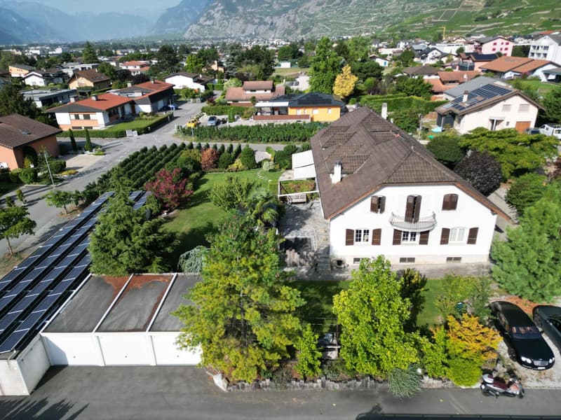 Maison jumelée, 7.5 pièces, 396.00 m2