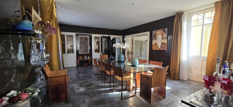 Villa, 8.5 pièces, 711.67 m2