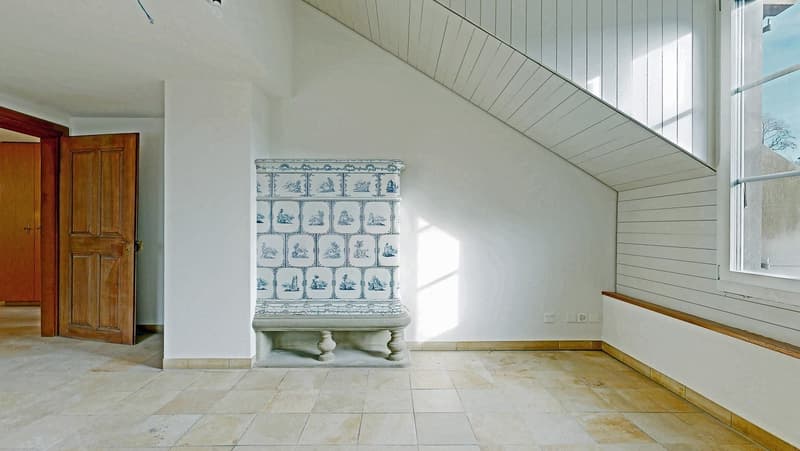 Beautifully renovated, very spacious and absolutely unique - dream home in the upper town (5)