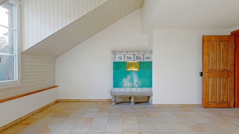 Beautifully renovated, very spacious and absolutely unique - dream home in the upper town (4)