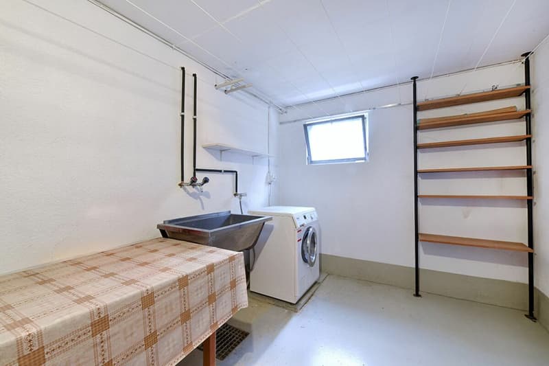 4.5-room attic apartment in a quiet location with a distant view (8)