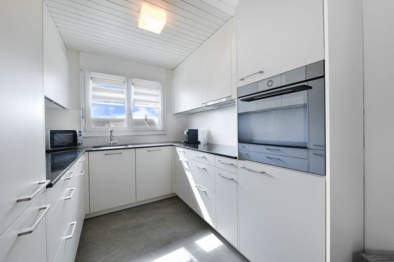 Cozy 3.5-room attic apartment with balcony (4)
