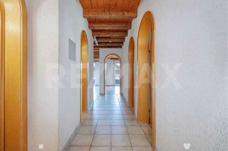Zwischen Thuner- und Brienzersee zu Hause lichtdurchflutete 4.5-Zimmer-Wohnung (4)