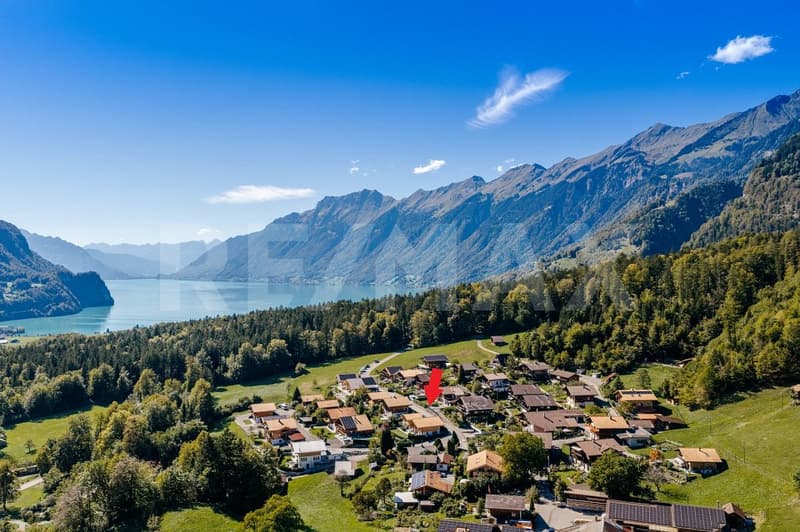 Neuwertiges 5.5-Zimmer-Chalet mit wunderschönem Garten in Hofstetten bei Brienz (Erstwohnsitz) (2)