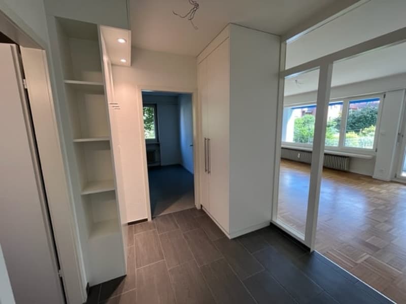 Tolle 2 Zimmer-Wohnung mit gedecktem Sitzplatz und Gartenanteil (5)