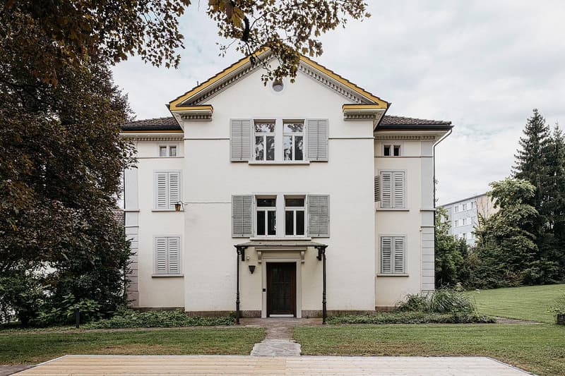 Einzigartige Villa in Uzwil zu vermieten (12)