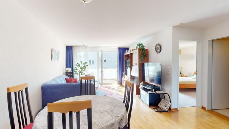 Essbereich und Wohnzimmer